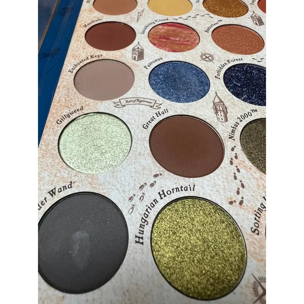 Colourpop Hogwarts Harry Potter Eyeshadow Palette